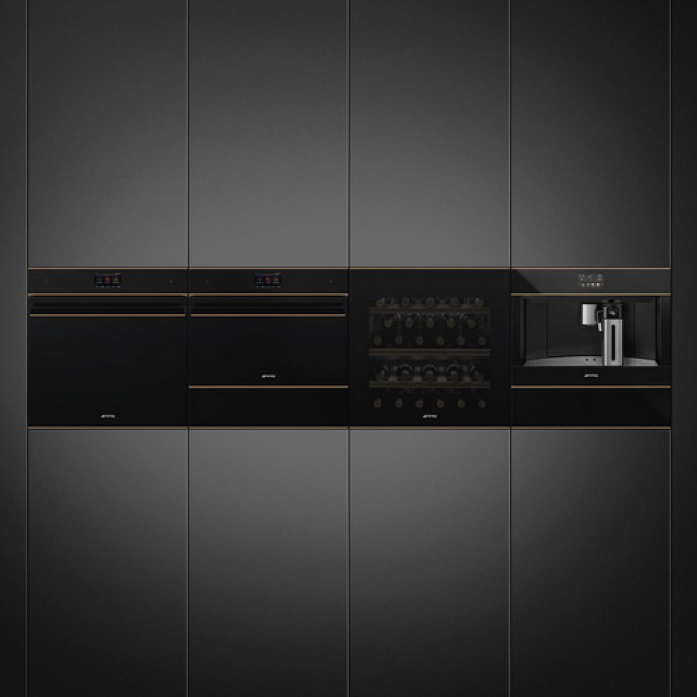 Встраиваемый шкаф для подогревания посуды Smeg CPRT615NR в магазине «На диване» в Петрозаводске  — Выгодная цена